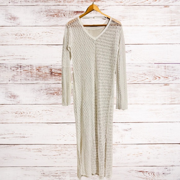 Other - Boohoo Crochet V-neck Maxi a beach Dress Size M